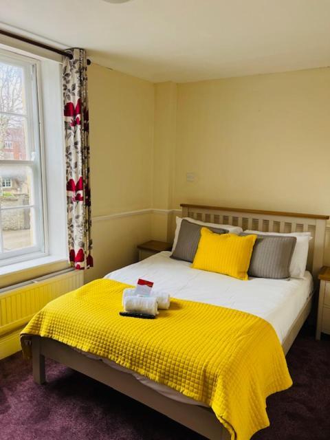 Crown Brackley Brackley (Northamptonshire)