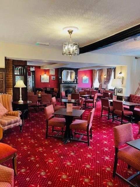Inn Crown Brackley 3*